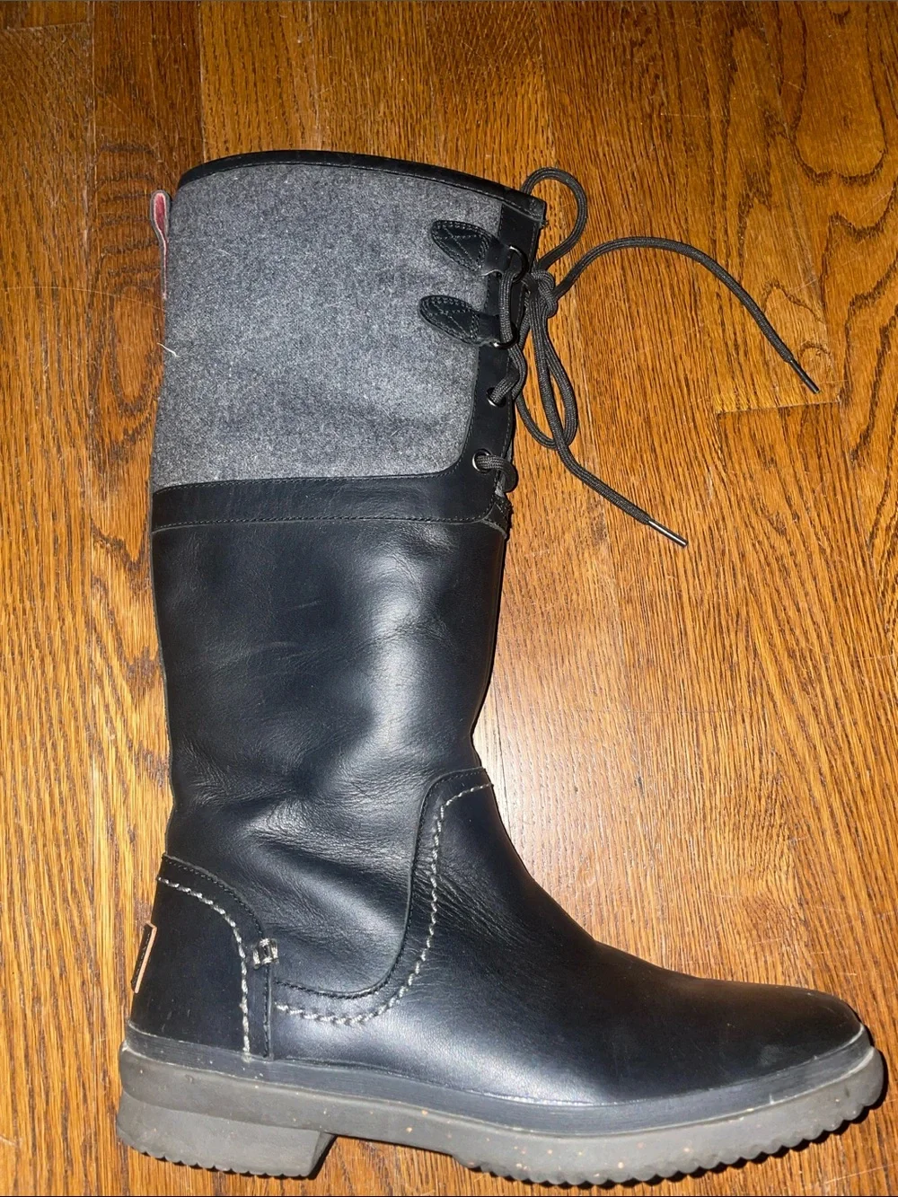 UGG Elsa boots